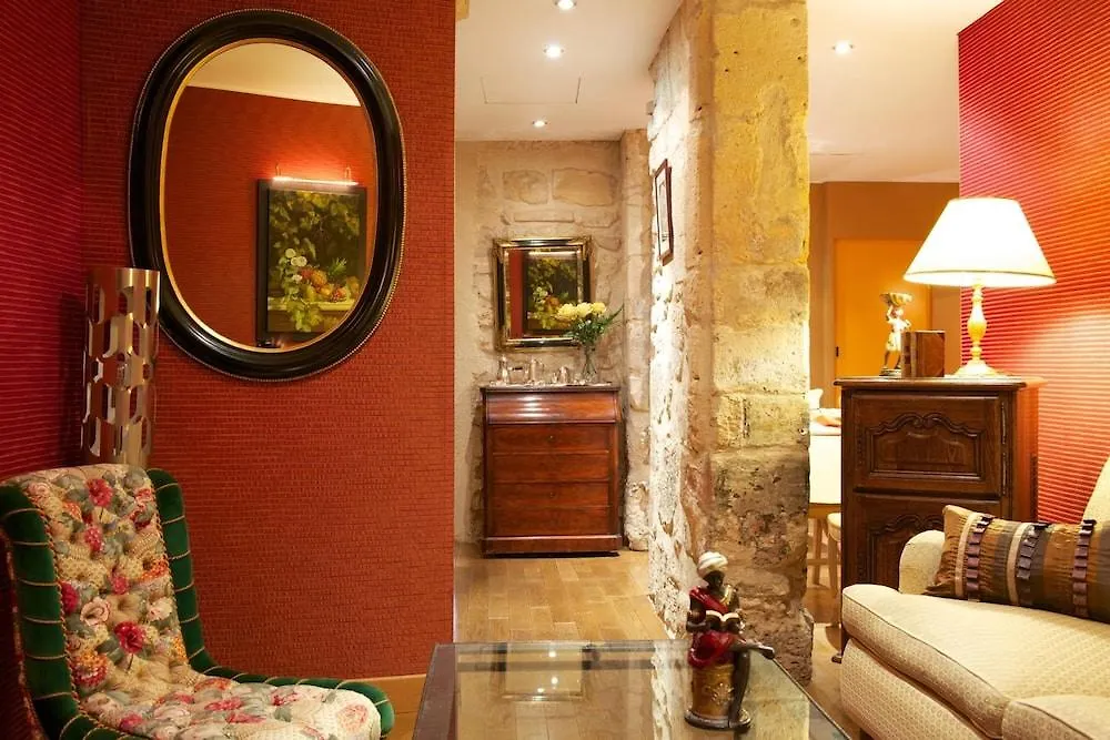 Relais Hotel Du Vieux Paris 4*,