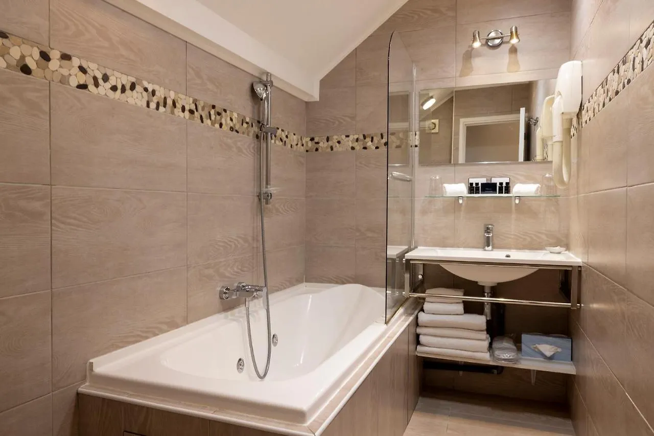 Relais Hotel Du Vieux Paříž 4*,